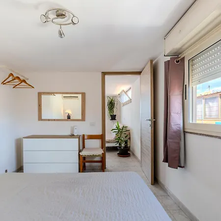 بيت للعطل Attico Panoramico Con Grande Terrazza كالياري