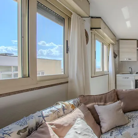 Attico Panoramico Con Grande Terrazza Feriehus Cagliari